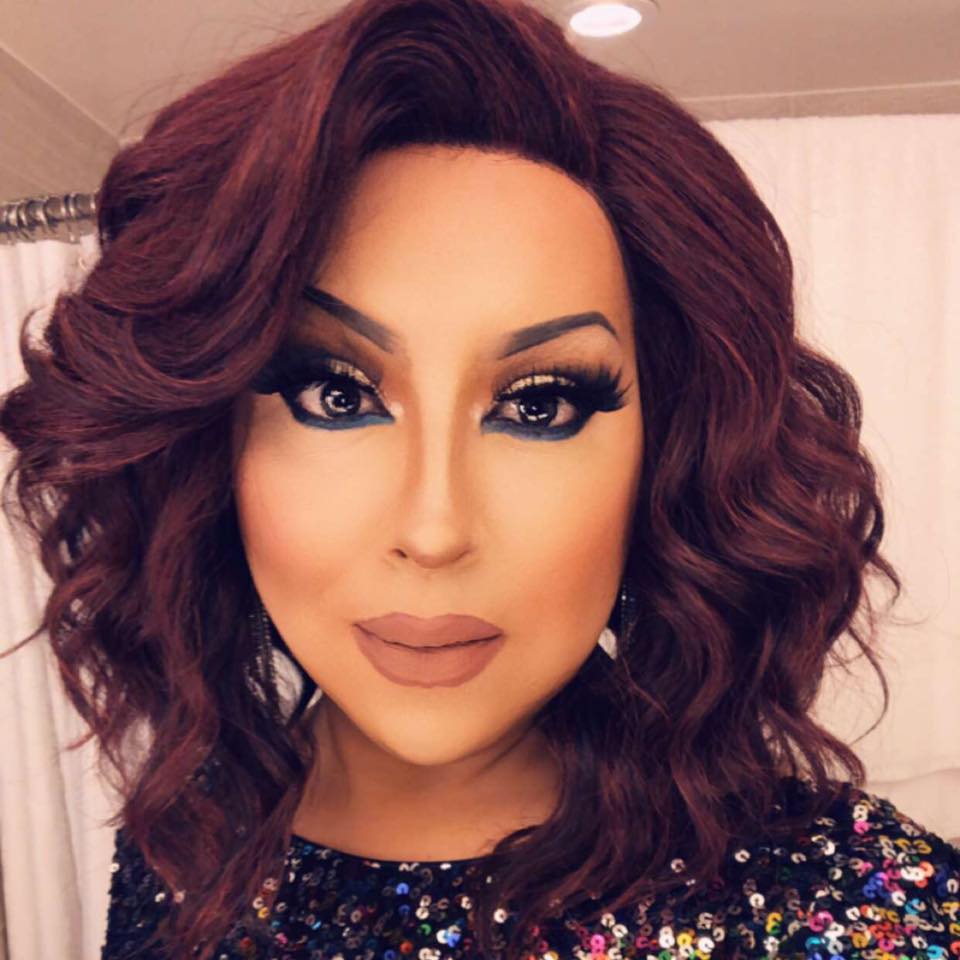 Patricia de León performing at A La Ritz Brunch DRAG Extravaganza