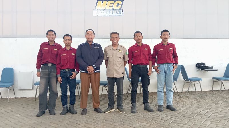 Kunjungan PKL ke MEC: Memperkuat Sinergi SMK Al Kaaffah dengan Dunia Pelatihan Alat Berat