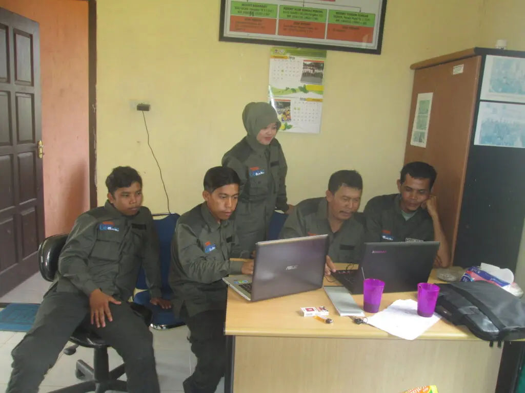 Ranger perempuan di Hutan Leuser
