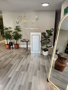 Professional Beauty Salon Suite