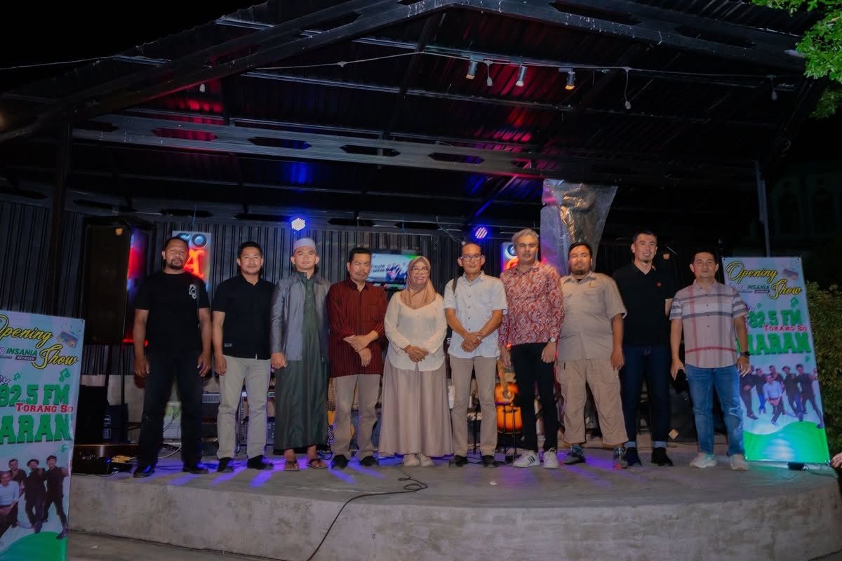 Perwakilan Tamu Undangan Event Soft-Launching Insania FM Luwuk, di Chemistry Coffee & Space, Kota Luwuk, Jumat (27/12/2024)