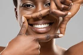 5 Reasons To Choose Professional Teeth Whitening Over Home Kits 5 Reasons To Choose Professional Teeth Whitening Over Home Kits