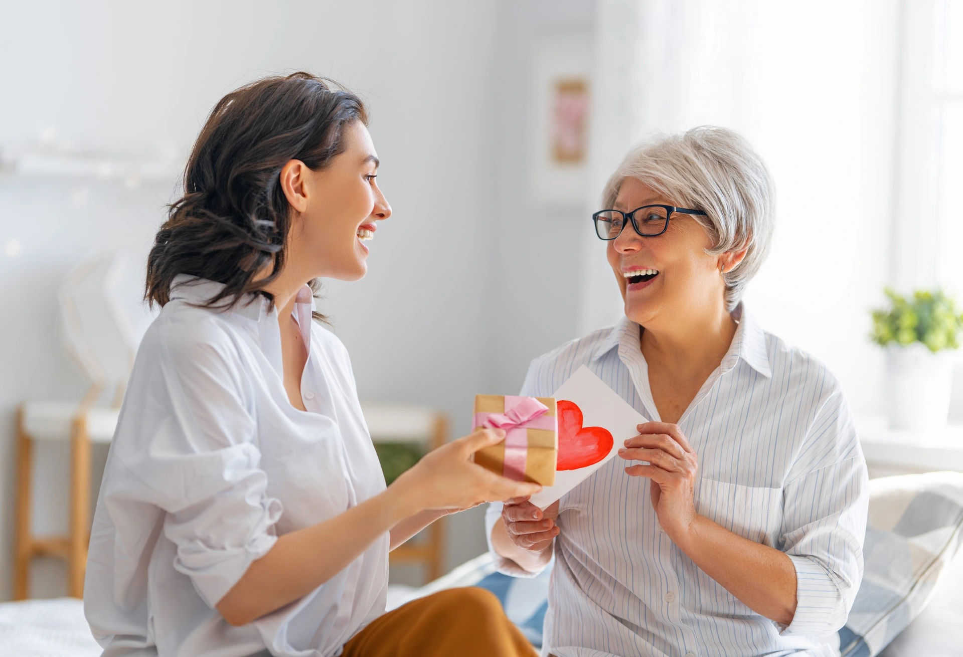 Smile Brighter This Mother’s Day: Why Dental Care Is the Perfect Gift for Mom Smile Brighter This Mother’s Day: Why Dental Care Is the Perfect Gift for Mom