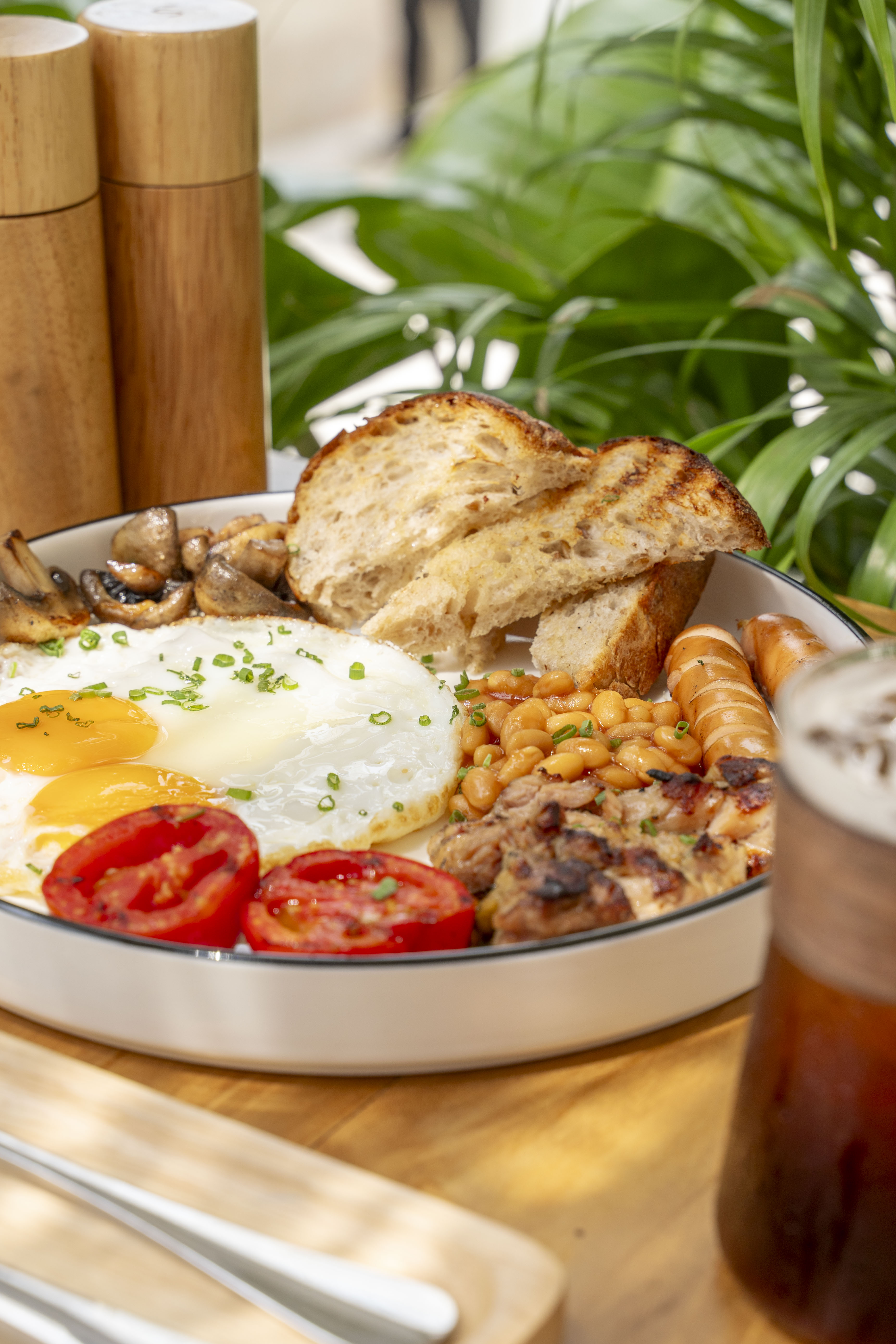 ENGLISH BREAKFAST