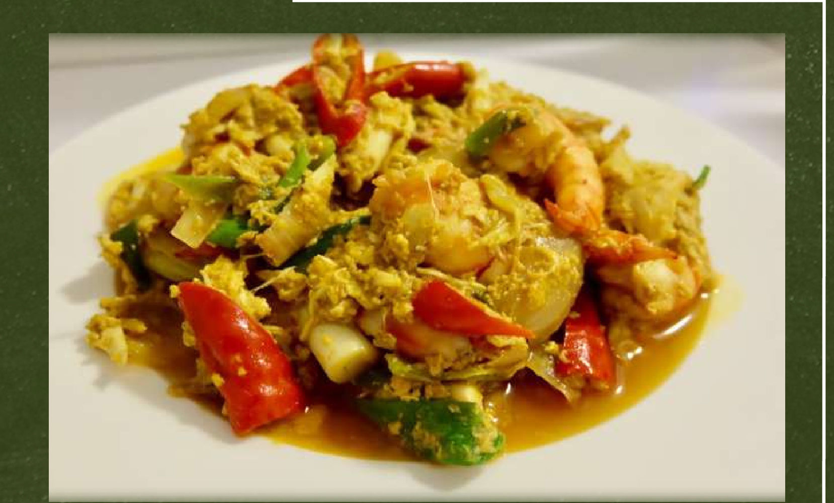 Stir-fried Prawns Yellow Curry Paste