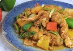 Crab in Yellow Curry Paste with Eggs