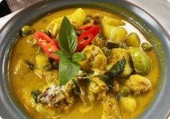 Green Curry with Chicken