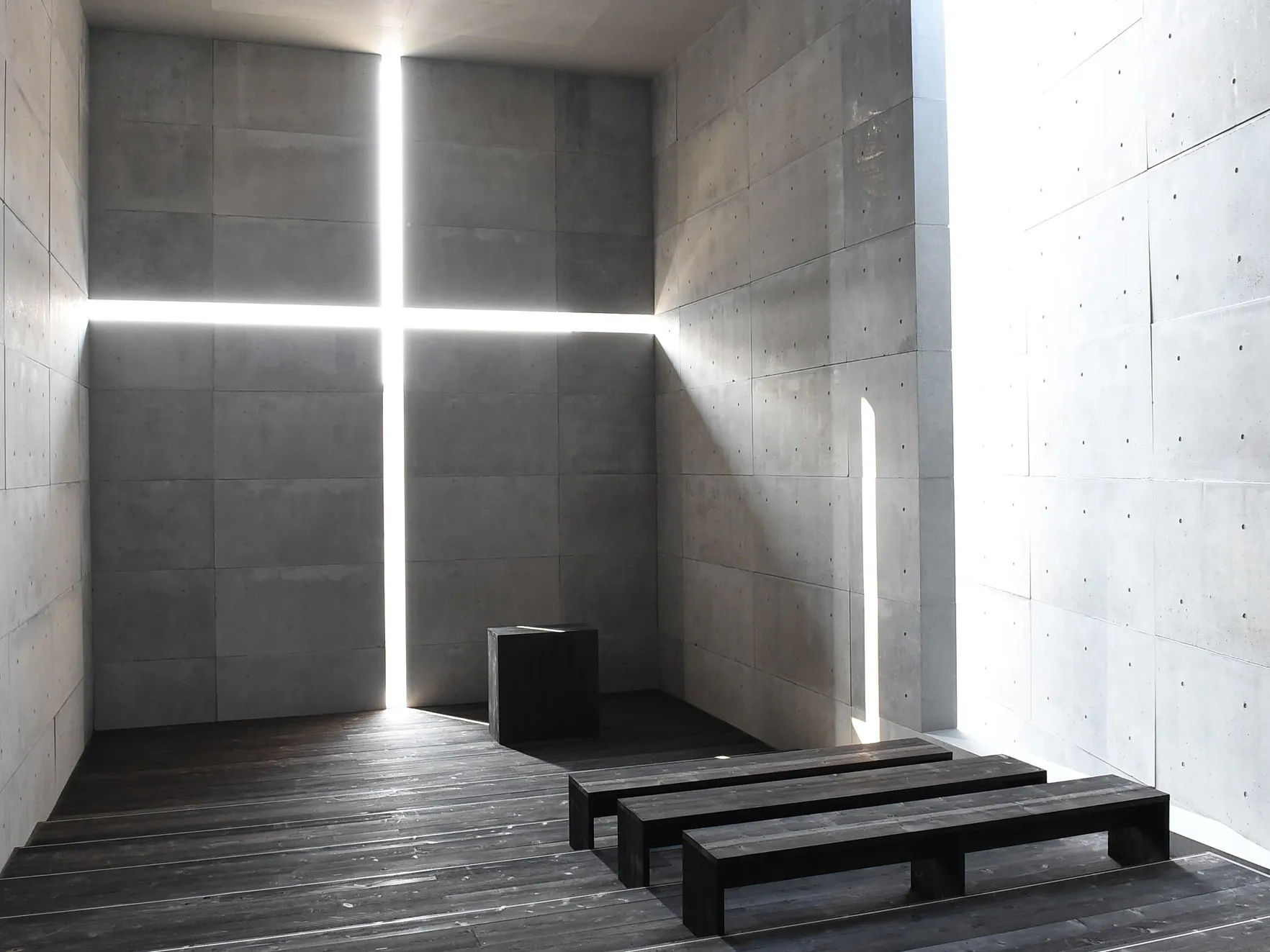 ando-church