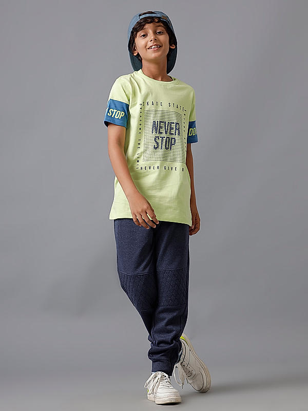 BOYS HALF SLEEVE T SHIRT WITH CUT SEW WITH NEVER STOP PRINT