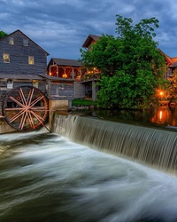 Top 29 Pigeon Forge Attractions You Must See
