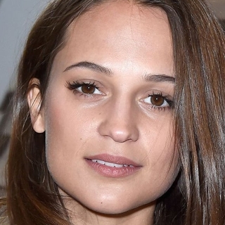 Alicia Vikander