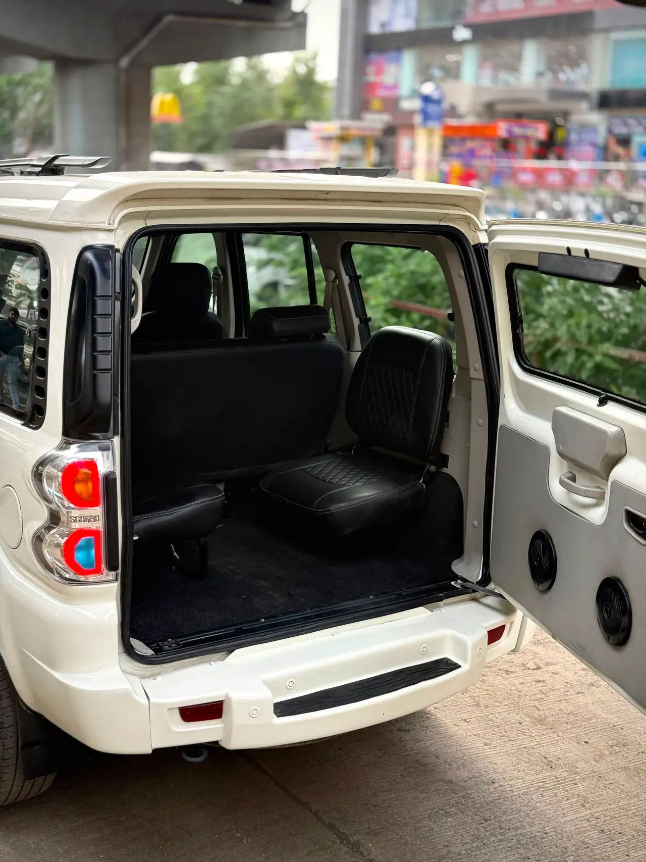 Mahindra Scorpio (2017) 13