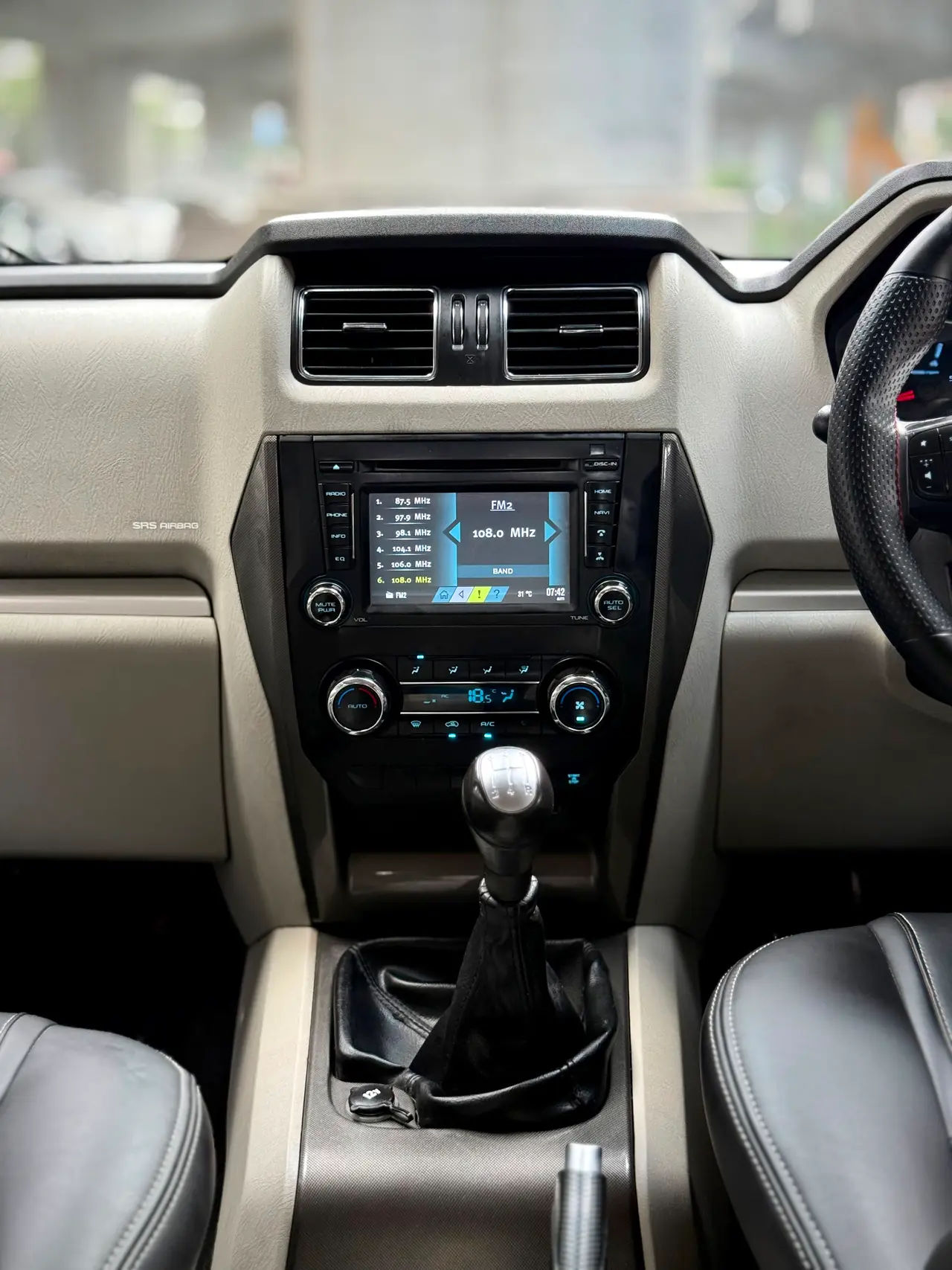 Mahindra Scorpio (2017) 18