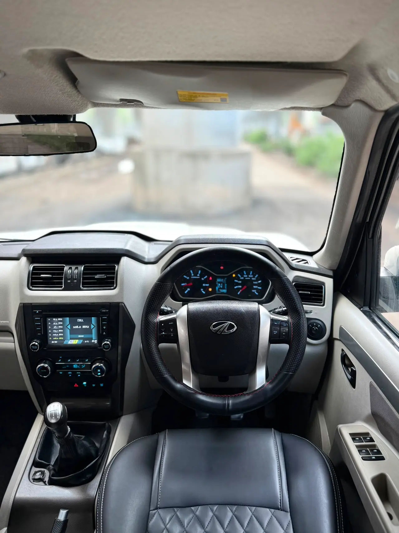 Mahindra Scorpio (2017) 19