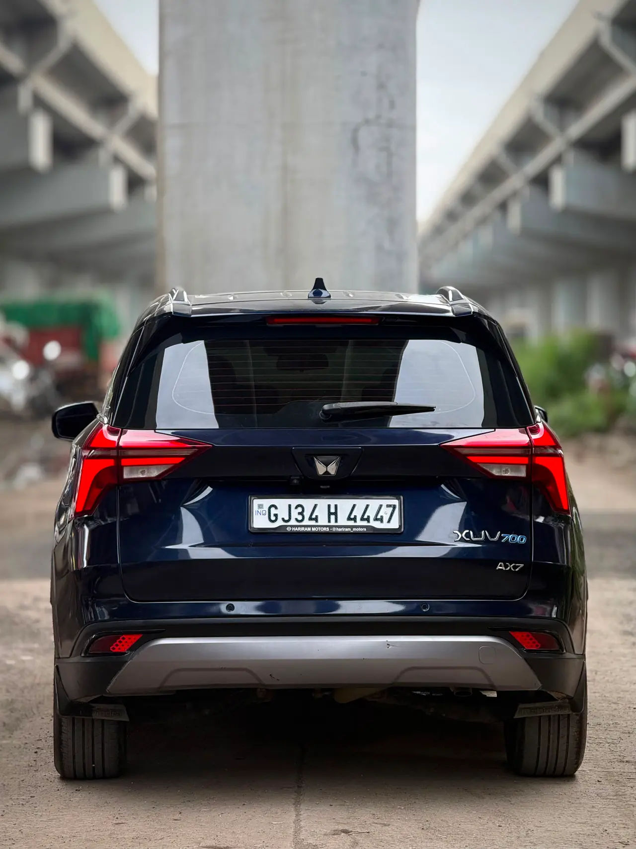 Mahindra Xuv 700 (2022) 6