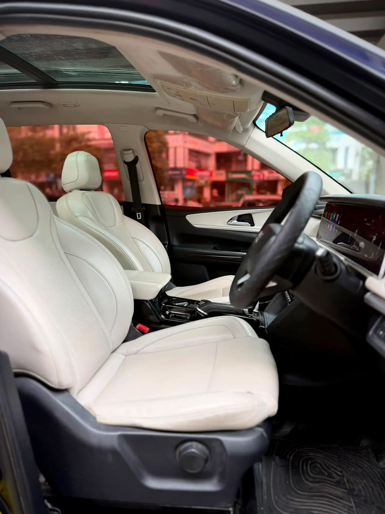 Mahindra Xuv 700 (2022) 9
