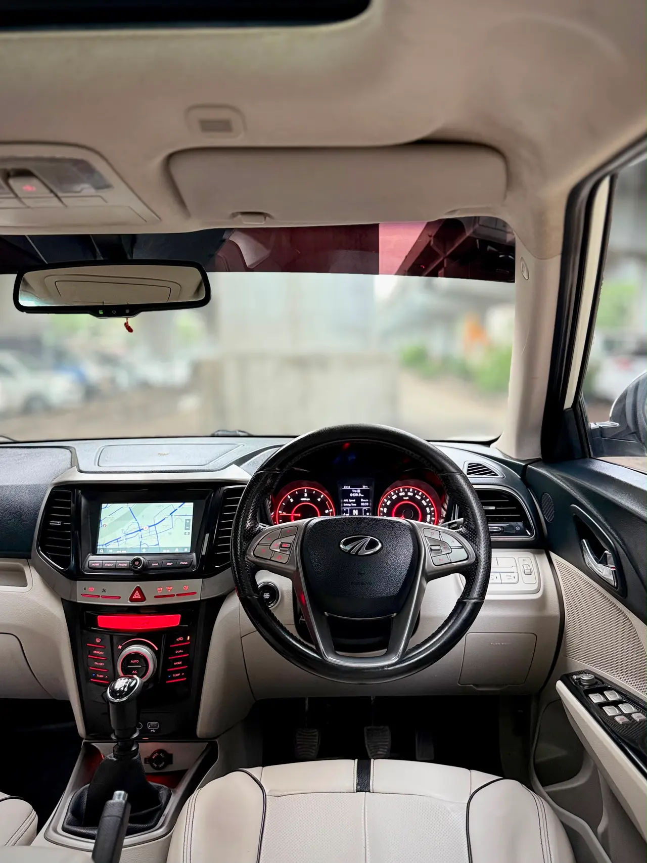 Mahindra Xuv 300 (2022) 10