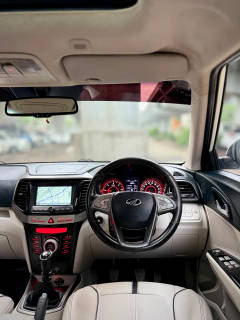 Mahindra Xuv 300 (2022) 10