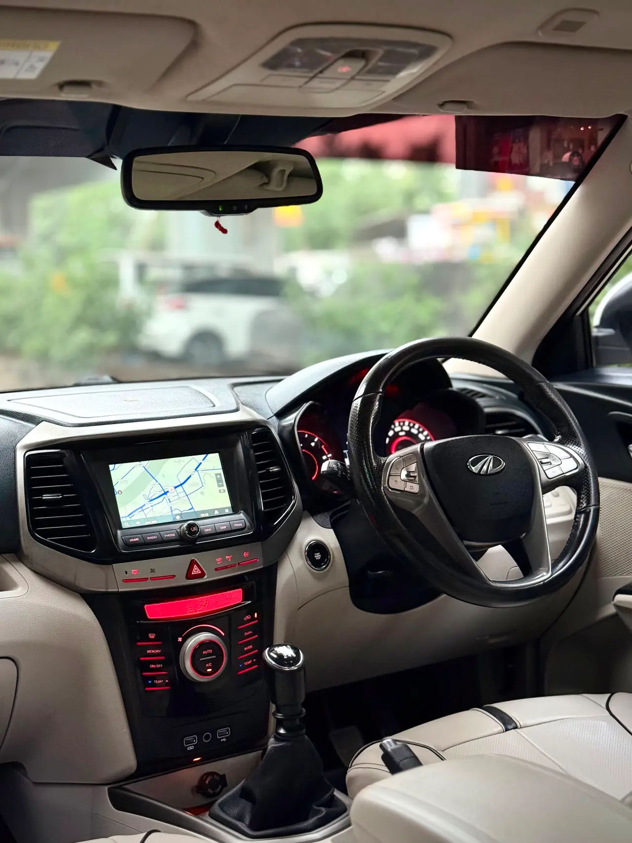 Mahindra Xuv 300 (2022) 12