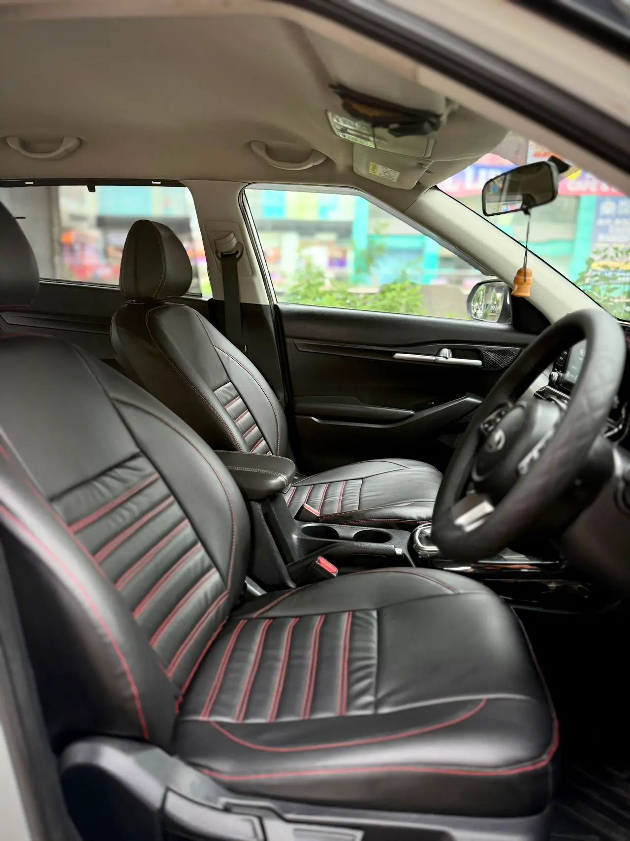Kia Seltos (2019) 8