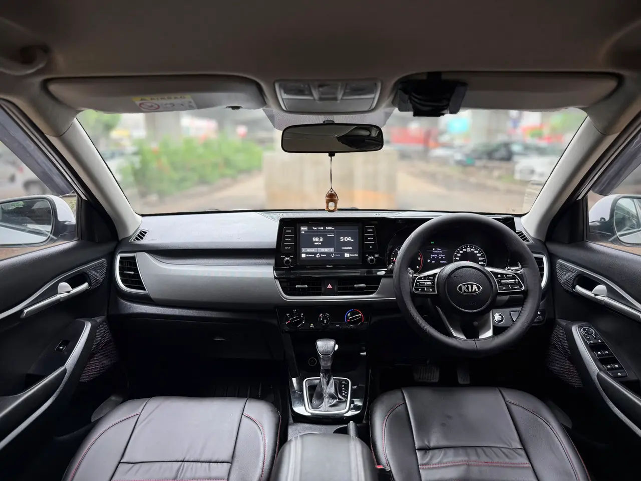 Kia Seltos (2019) 12
