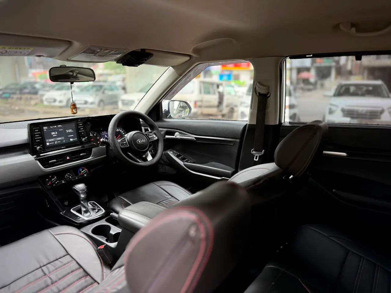 Kia Seltos (2019) 13