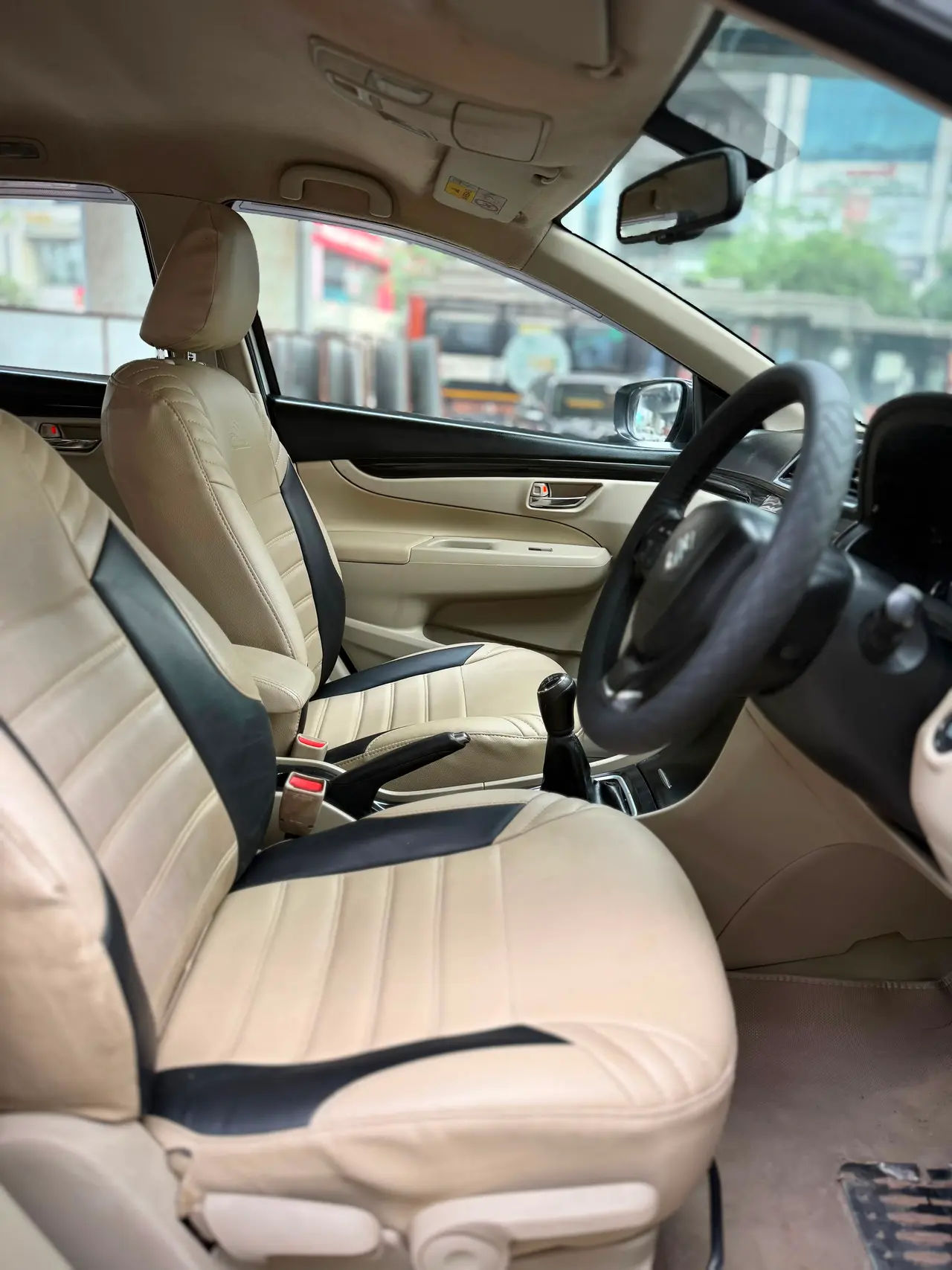 Suzuki Ciaz (2016) 8