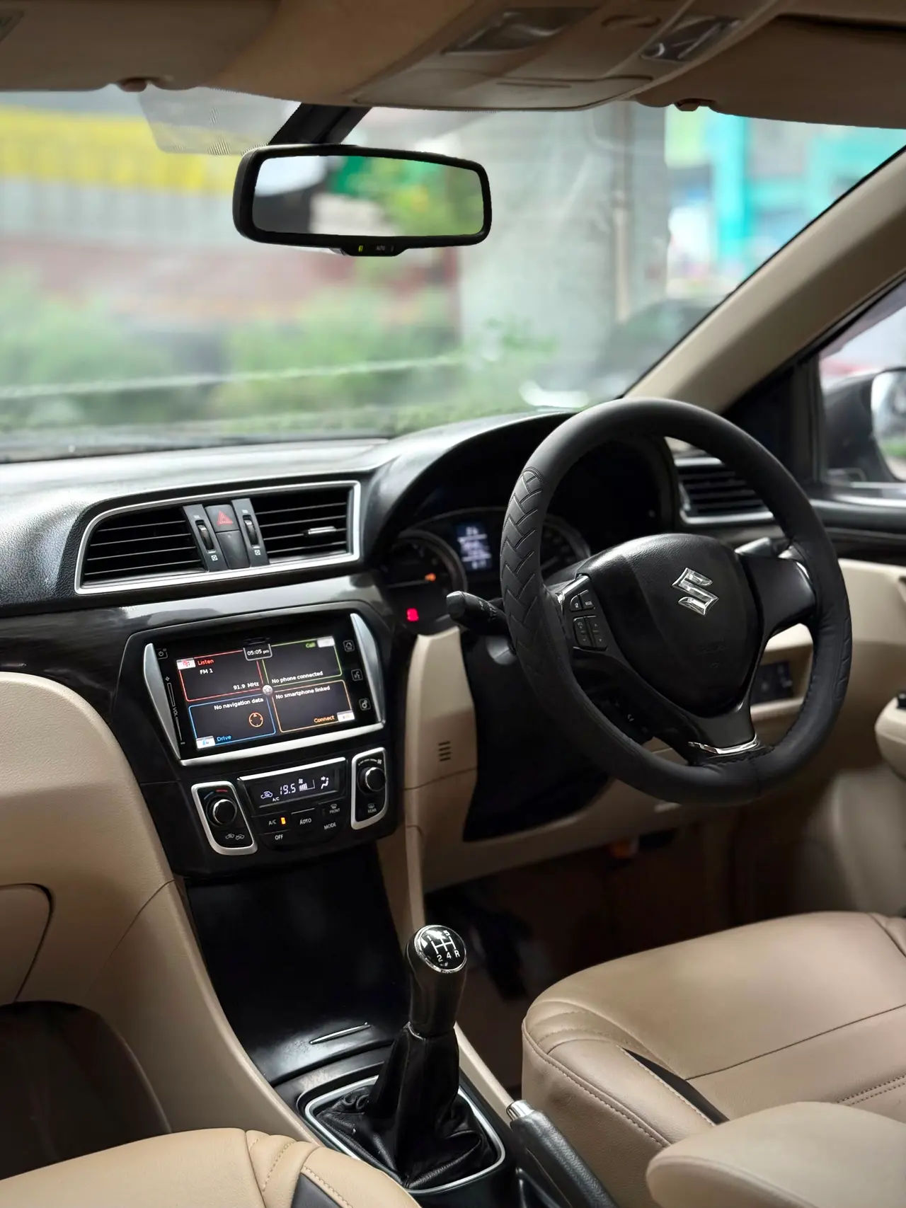 Suzuki Ciaz (2016) 22