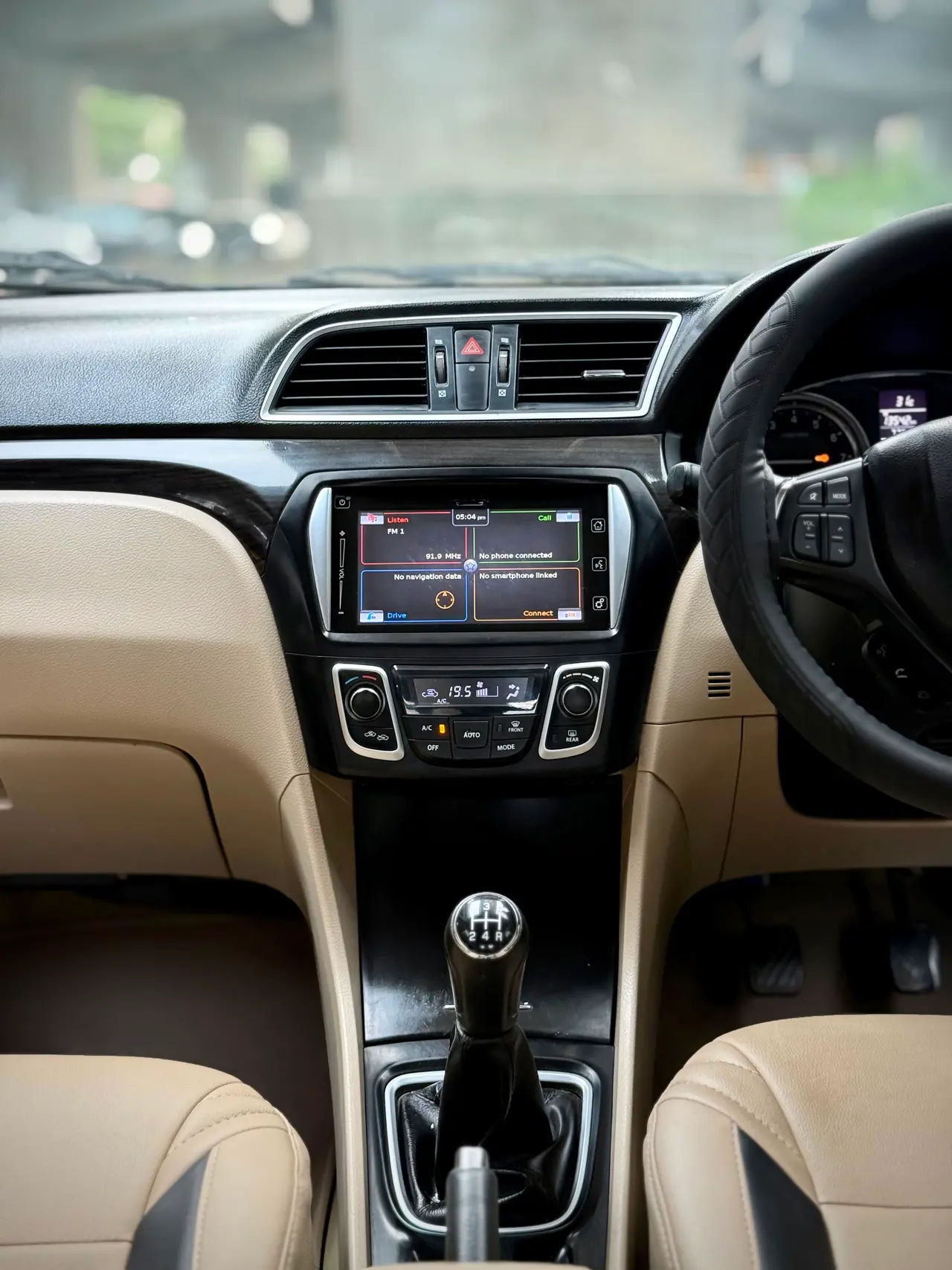 Suzuki Ciaz (2016) 24