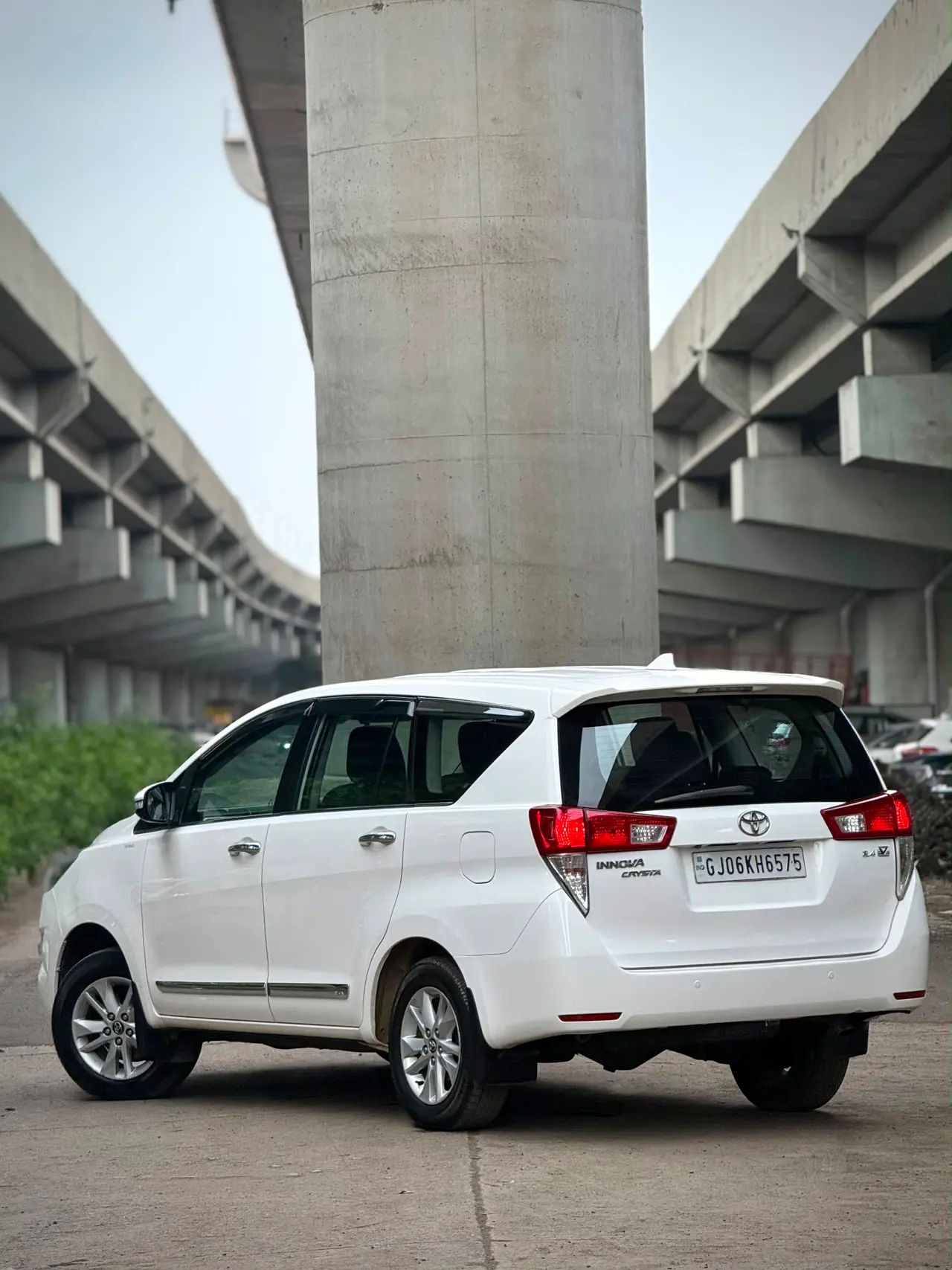 Toyota Innova Crysta (2017) 4