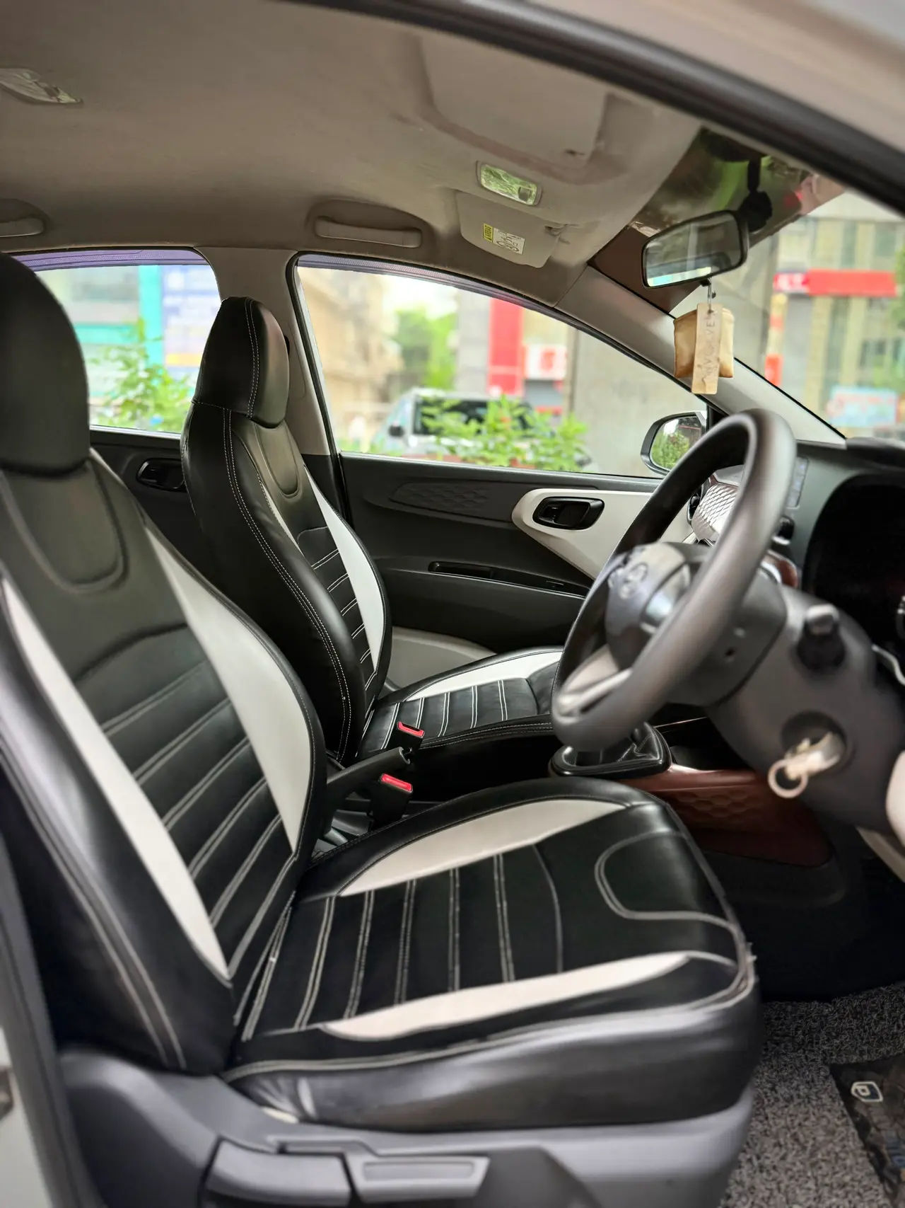 Hyundai Aura (2020) 8