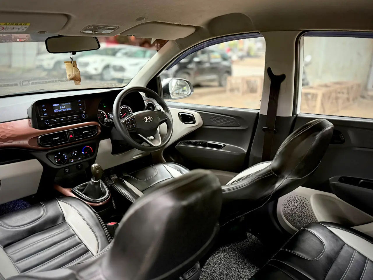 Hyundai Aura (2020) 13