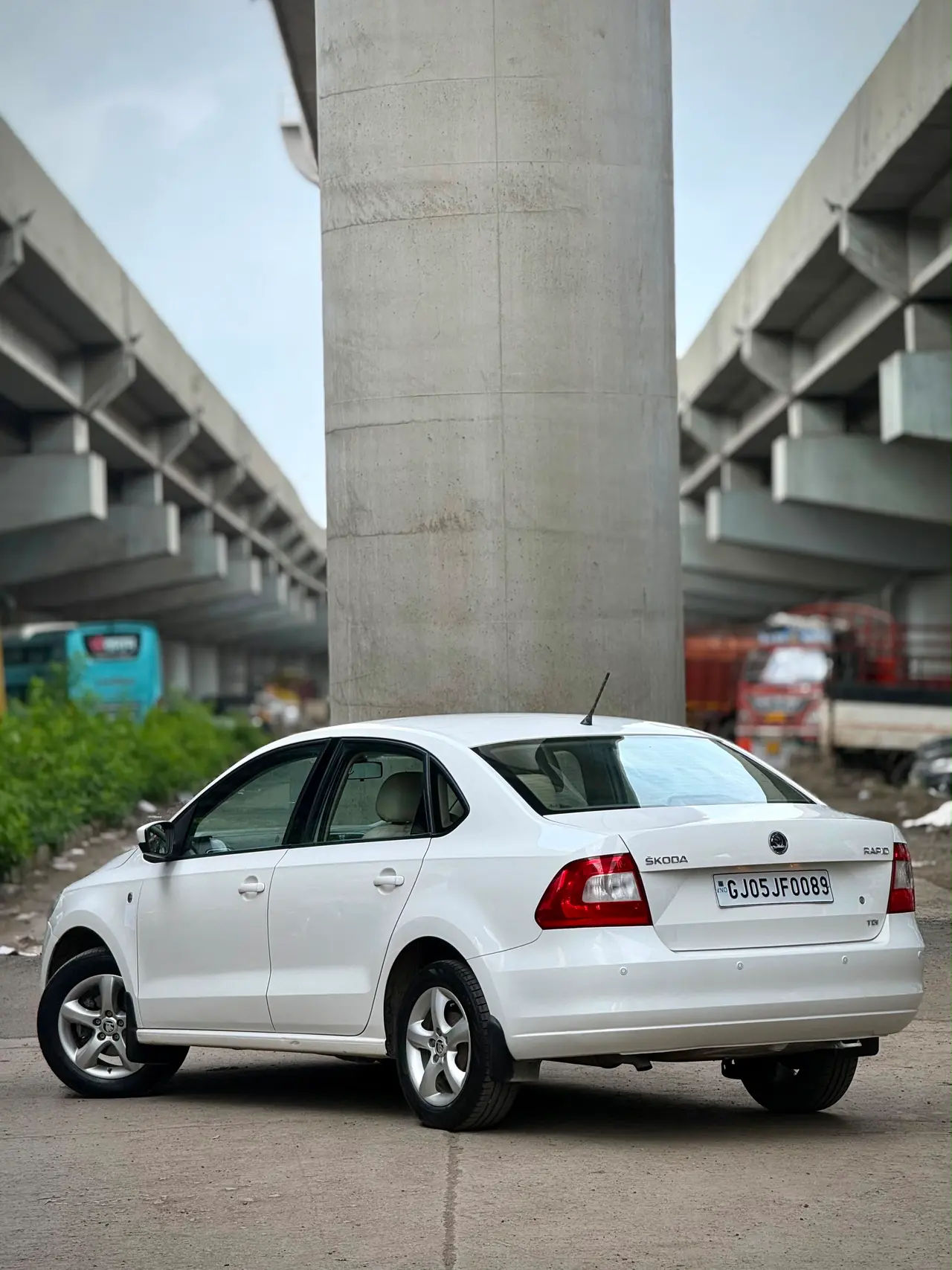 Skoda Rapid (2013) 6