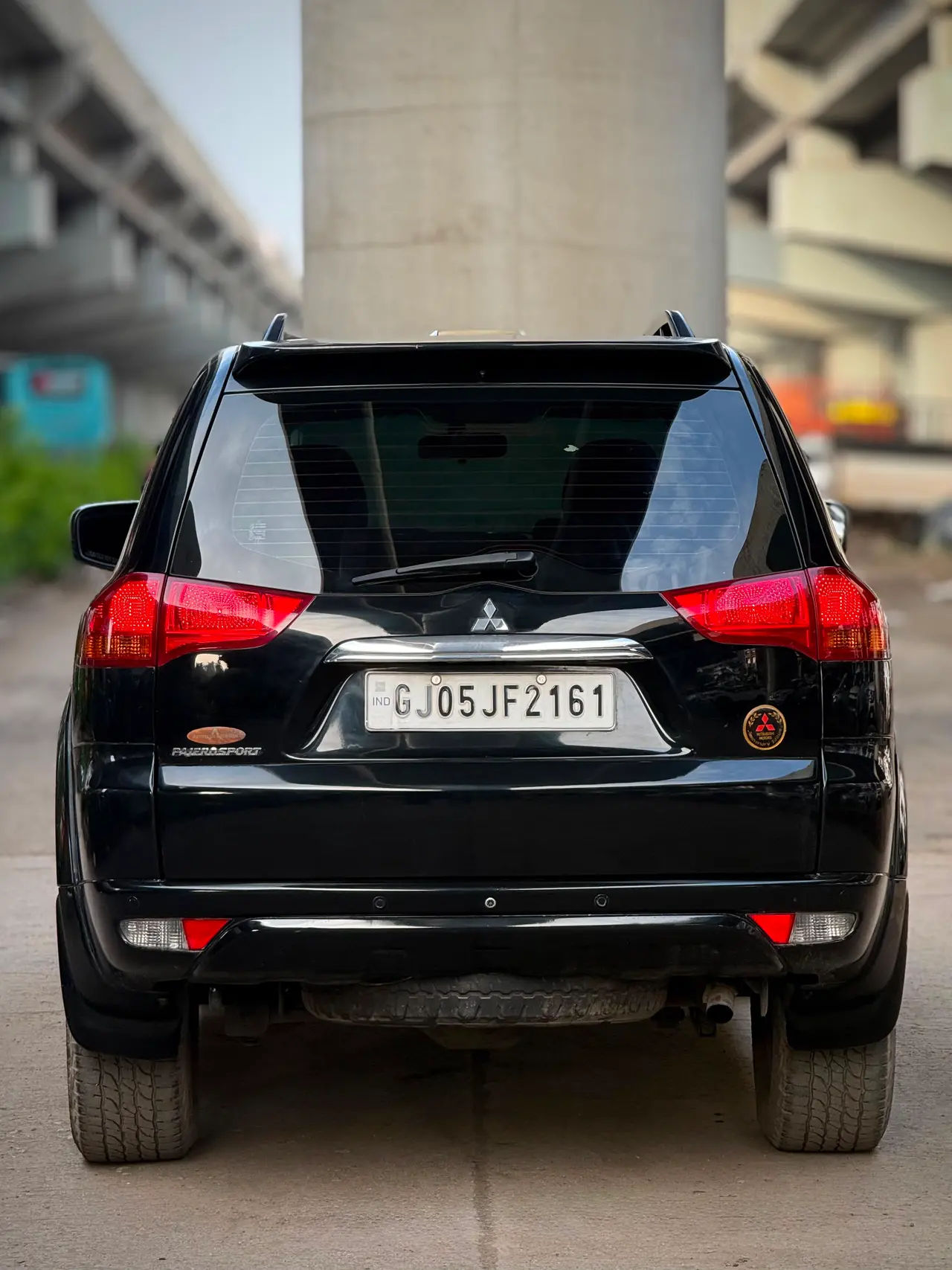 MITSUBISHI PAJERO SPORT (2014) 6
