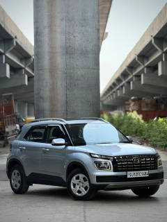 Hyundai Venue (2022) 1