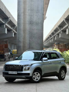 Hyundai Venue (2022) 2