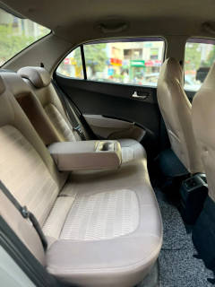 Hyundai Xcent (2018) 7