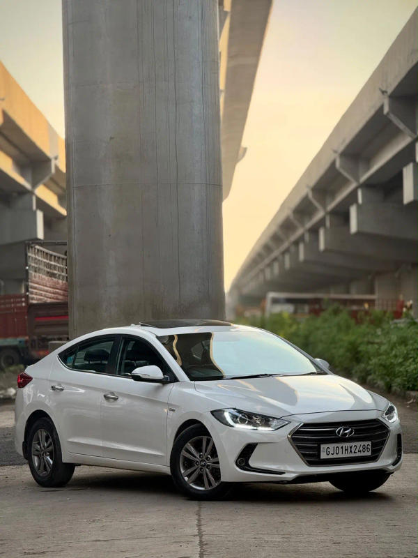 Hyundai ELANTRA (2018)