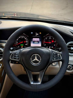 MERCEDES C220 D (2015) 9