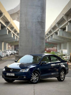 Volkswagen Jetta (2014) 2