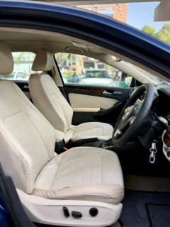Volkswagen Jetta (2014) 8
