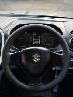 Suzuki Vitara Brezza (2018) 9