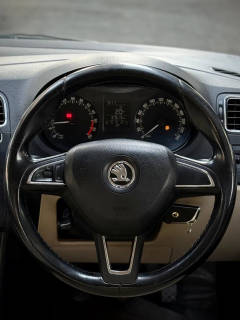 Skoda Rapid (2017) 8