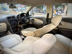 Volkswagen Vento (2012) 8