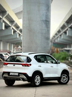 Kia Sonet (2020) 4