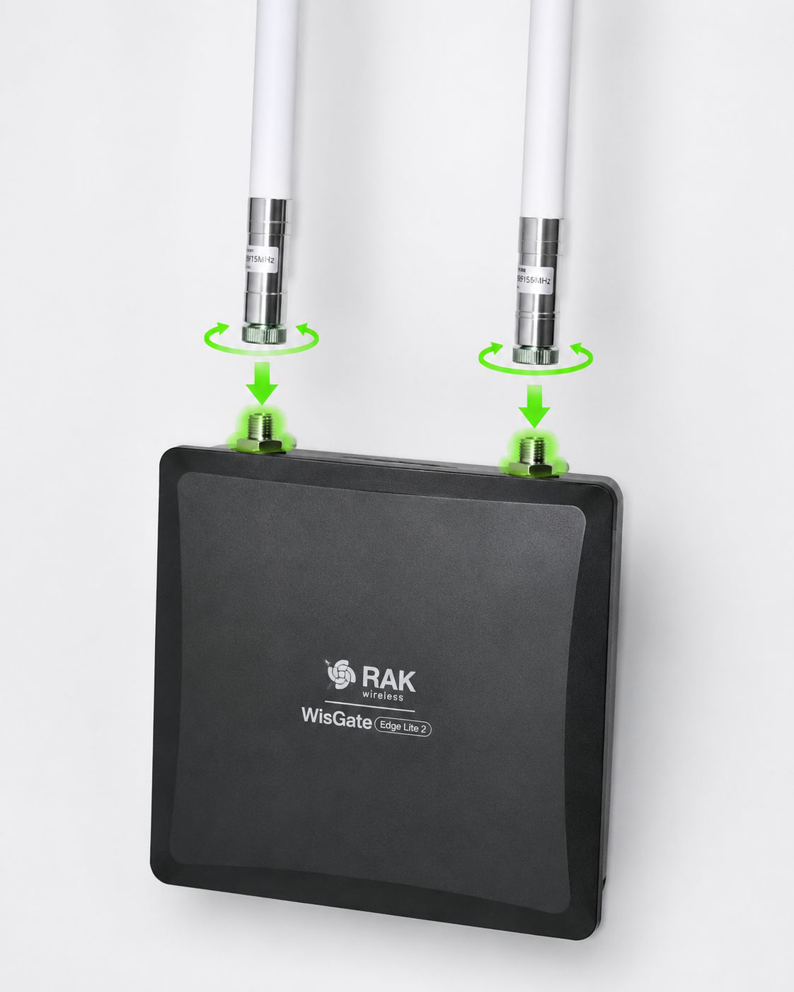 WisGate with antennas connected