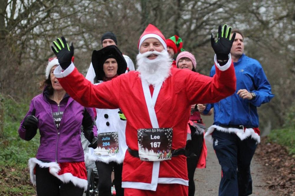 Virtual 10 Lords a Leaping