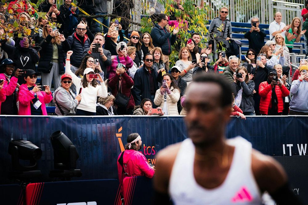 2024 Grandstand (East Side) Seating at TCS New York City Marathon