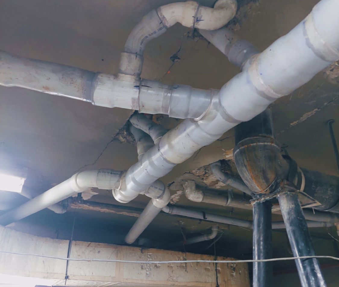 PLOMEBOL - Refacciones de instalaciones industriales con E-40 de 4