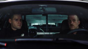 Полицейский седан (Кадр из фильма 3)